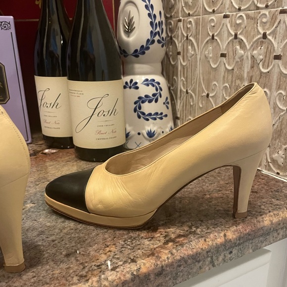 Chanel nude black cap toe classic pump platform heel 36.5 - Picture 7 of 16